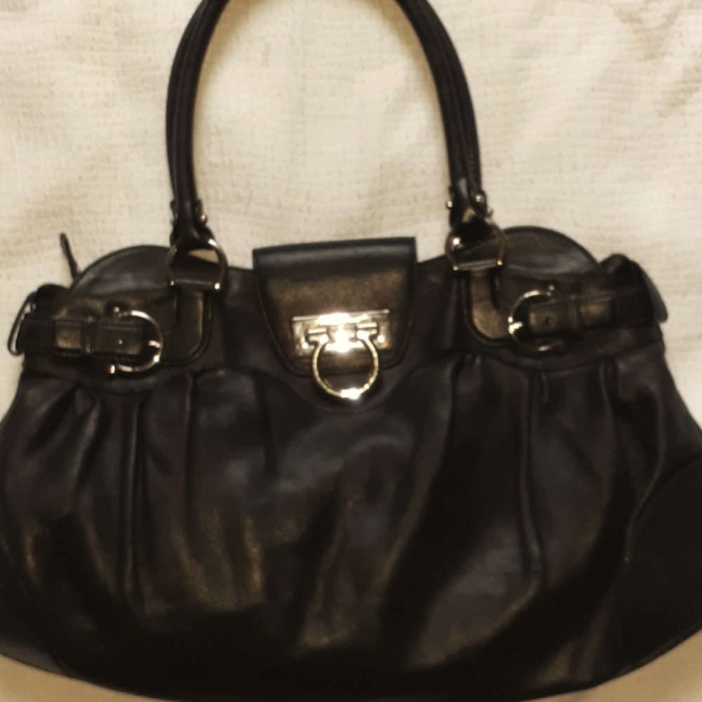 Salvatore Ferragamo Marisa shoulder bag